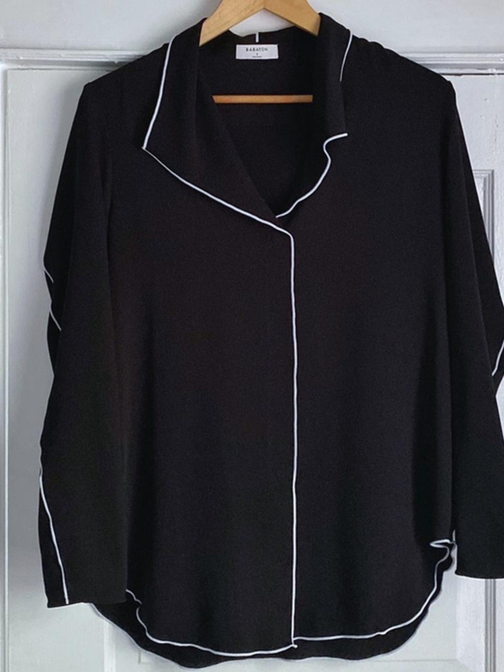 Aritzia babaton arena blouse size S black color